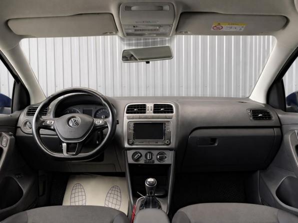 Volkswagen Polo V Рестайлинг с пробегом 2018 года, цена 1 347 000 рублей, 100059 км, седан, Автокод Объявления