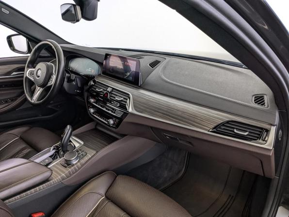 BMW 5 серии VII (G30/G31/G38) с пробегом 2019 года, цена 4 800 000 рублей, 88000 км, седан, Автокод Объявления