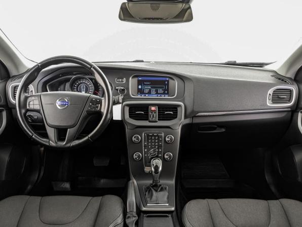 Volvo V40 Cross Country I с пробегом 2013 года, цена 1 490 000 рублей, 117941 км, хэтчбек, Автокод Объявления