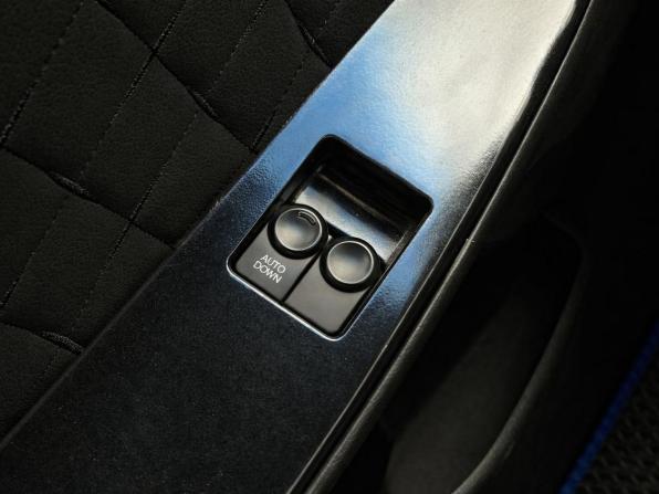 Hyundai Solaris I с пробегом 2012 года, цена 747 000 рублей, 163247 км, седан, Автокод Объявления