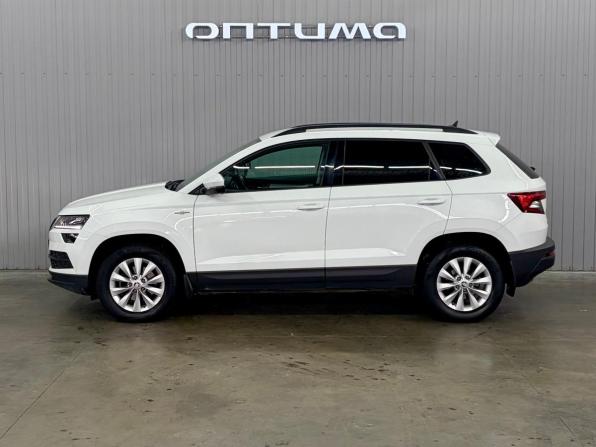 Skoda Karoq I с пробегом 2021 года, цена 2 497 000 рублей, 54834 км, внедорожник, Автокод Объявления