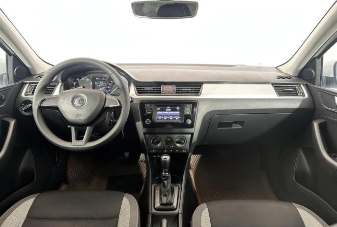 Skoda Rapid I с пробегом 2017 года, цена 1 085 000 рублей, 134223 км, лифтбек, Автокод Объявления