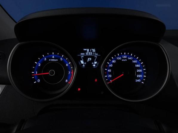 Hyundai Elantra V (MD) с пробегом 2012 года, цена 999 999 рублей, 123311 км, седан, Автокод Объявления