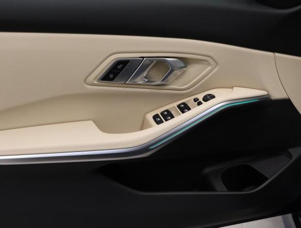BMW 3 серии VII (G2x) с пробегом 2021 года, цена 3 390 000 рублей, 68785 км, седан, Автокод Объявления