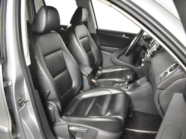 Volkswagen Tiguan I с пробегом 2010 года, цена 1 243 100 рублей, 110331 км, внедорожник, Автокод Объявления
