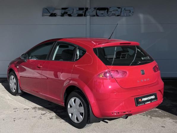 SEAT Leon II Рестайлинг с пробегом 2012 года, цена 799 000 рублей, 139000 км, хэтчбек, Автокод Объявления