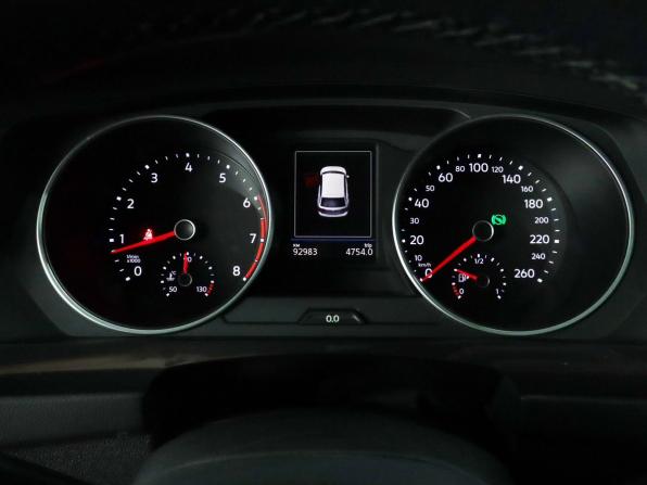 Volkswagen Tiguan II Рестайлинг с пробегом 2021 года, цена 2 360 000 рублей, 92950 км, внедорожник, Автокод Объявления