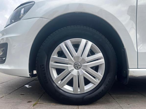 Volkswagen Polo V Рестайлинг с пробегом 2018 года, цена 1 202 700 рублей, 82092 км, седан, Автокод Объявления