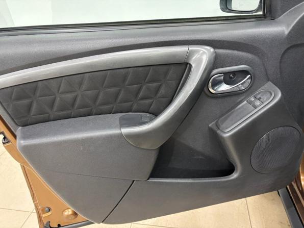 Renault Duster I Рестайлинг с пробегом 2016 года, цена 1 180 000 рублей, 198573 км, внедорожник, Автокод Объявления