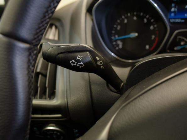 Ford Focus III Рестайлинг с пробегом 2019 года, цена 1 275 000 рублей, 121352 км, универсал, Автокод Объявления