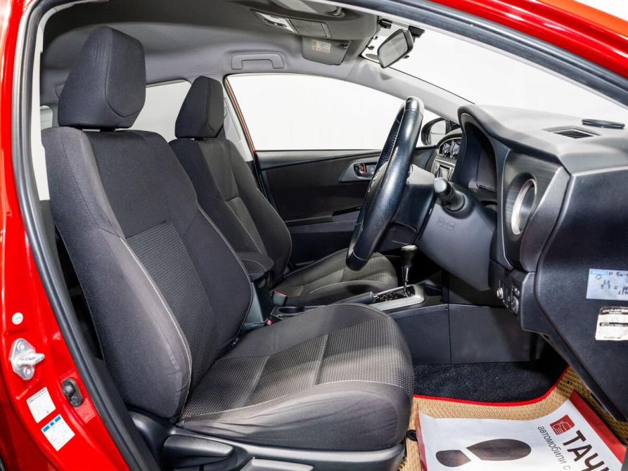 Toyota Auris II Чита  - изображение 6