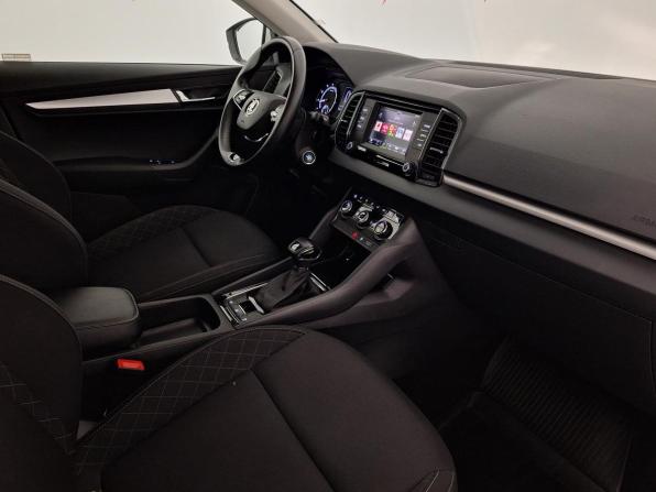 Skoda Karoq I с пробегом 2022 года, цена 2 599 000 рублей, 74740 км, внедорожник, Автокод Объявления