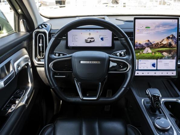 Jaecoo J7 I с пробегом 2023 года, цена 2 530 000 рублей, 43218 км, внедорожник, Автокод Объявления
