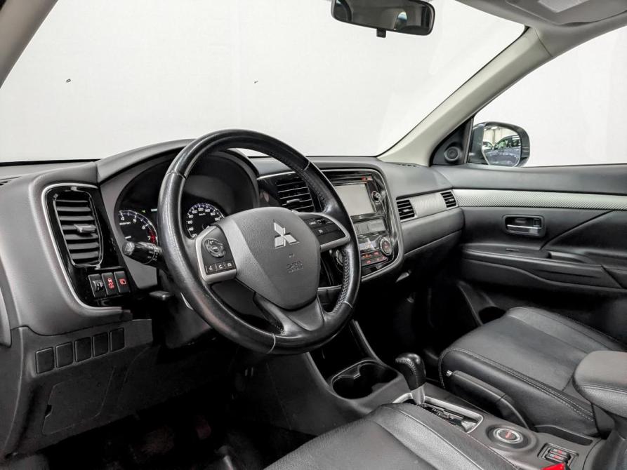 Mitsubishi Outlander III Рестайлинг Москва  - изображение 17