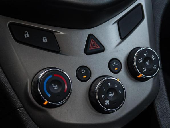 Chevrolet Aveo II с пробегом 2013 года, цена 860 000 рублей, 27047 км, седан, Автокод Объявления