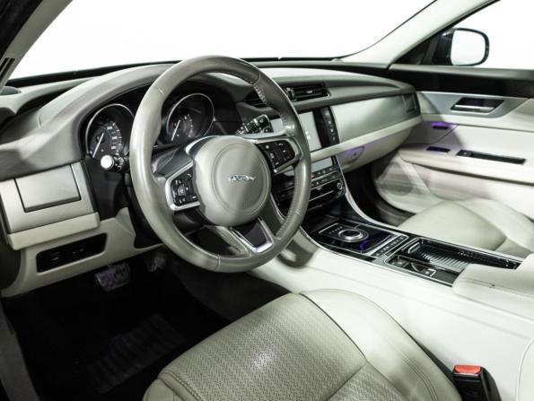 Jaguar XF II с пробегом 2017 года, цена 2 219 700 рублей, 141316 км, седан, Автокод Объявления