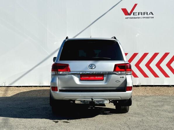 Toyota Land Cruiser 200 Series Рестайлинг 2 с пробегом 2020 года, цена 8 120 000 рублей, 155042 км, внедорожник, Автокод Объявления