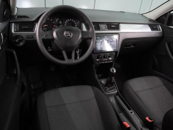 Skoda Rapid I с пробегом 2016 года, цена 899 000 рублей, 160578 км, лифтбек, Автокод Объявления