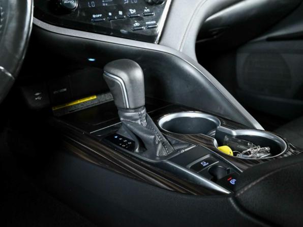 Toyota Camry VIII (XV70) с пробегом 2019 года, цена 3 120 000 рублей, 134915 км, седан, Автокод Объявления