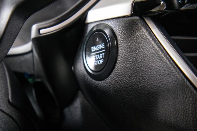 Ford Escape III Рестайлинг с пробегом 2020 года, цена 1 849 000 рублей, 152566 км, внедорожник, Автокод Объявления