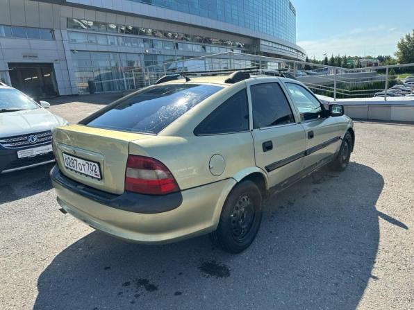 Opel Vectra B с пробегом 1996 года, цена 95 000 рублей, 355230 км, хэтчбек, Автокод Объявления