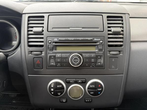 Nissan Tiida I с пробегом 2010 года, цена 478 000 рублей, 300160 км, хэтчбек, Автокод Объявления