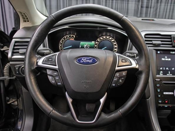 Ford Mondeo V с пробегом 2016 года, цена 1 349 000 рублей, 163000 км, седан, Автокод Объявления