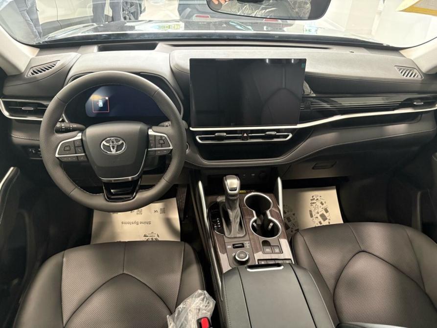 Toyota Highlander IV (XU70) Омск  - изображение 10