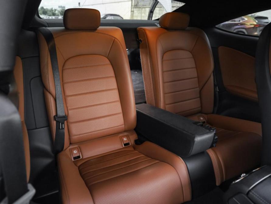 Mercedes-Benz C-Класс IV (W205) Рестайлинг Санкт-Петербург  - изображение 32