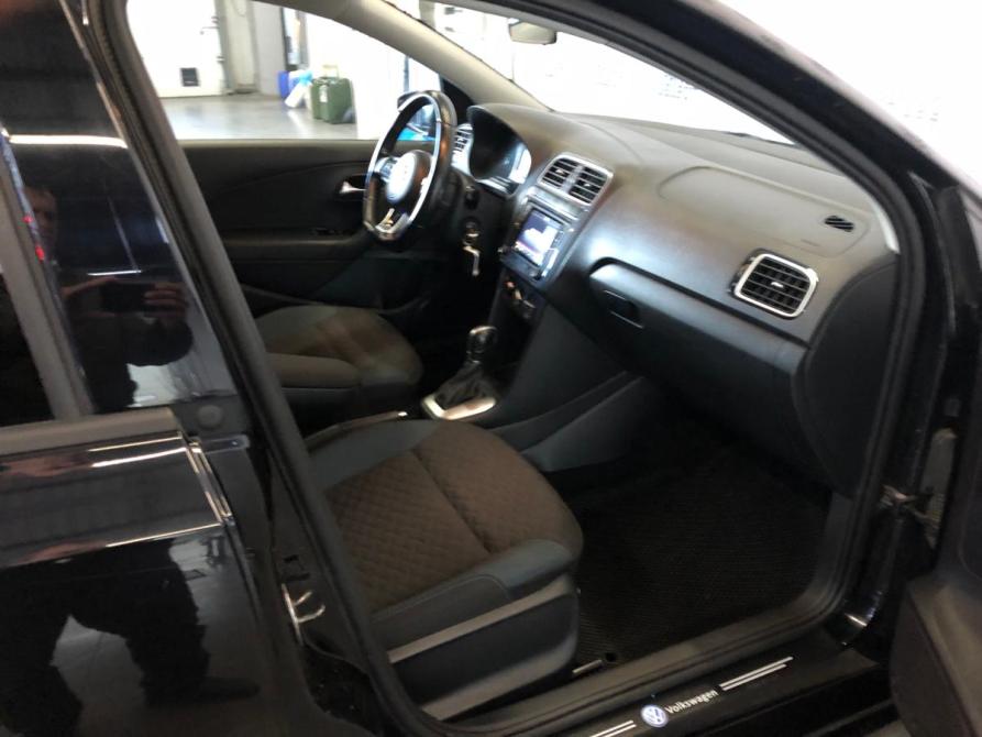 Volkswagen Polo V Рестайлинг Курск  - изображение 16