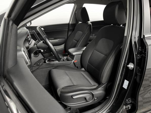Kia Sportage IV Рестайлинг с пробегом 2021 года, цена 2 489 900 рублей, 47964 км, внедорожник, Автокод Объявления