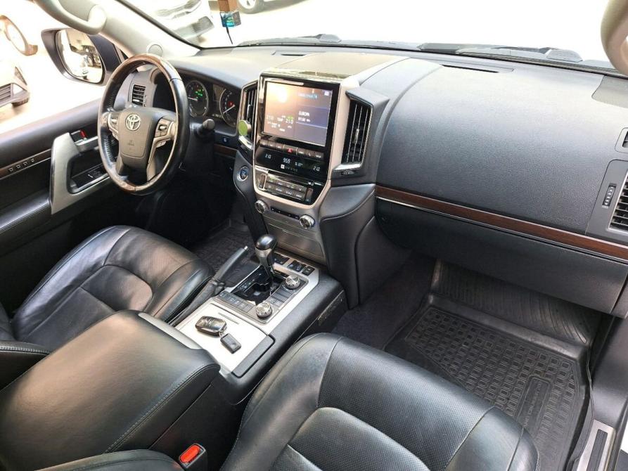 Toyota Land Cruiser 200 Series Рестайлинг 2 Челябинск  - изображение 20