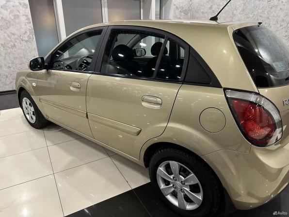 Kia Rio II Рестайлинг с пробегом 2010 года, цена 665 000 рублей, 127000 км, хэтчбек, Автокод Объявления