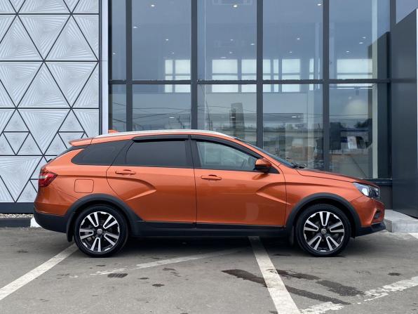 Lada (ВАЗ) Vesta I с пробегом 2018 года, цена 1 049 000 рублей, 176571 км, универсал, Автокод Объявления