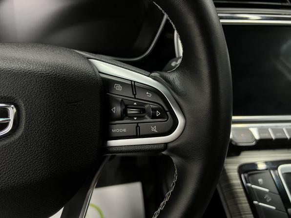 Geely Atlas Pro с пробегом 2024 года, цена 2 395 000 рублей, 29488 км, внедорожник, Автокод Объявления