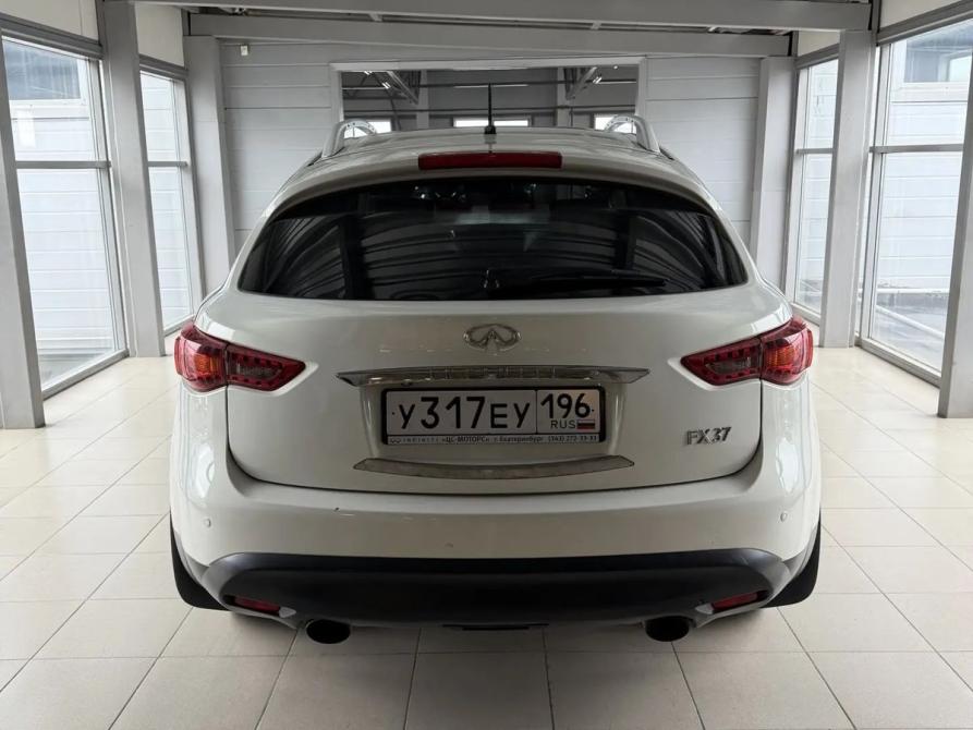 Infiniti FX II (S51) Рестайлинг Березовский  - изображение 5