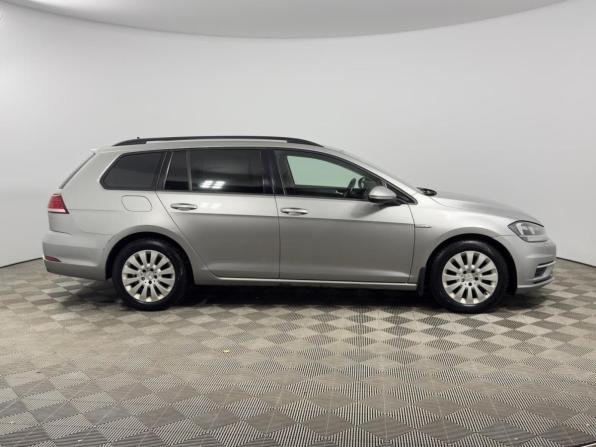 Volkswagen Golf VII Рестайлинг с пробегом 2019 года, цена 1 439 900 рублей, 191244 км, универсал, Автокод Объявления