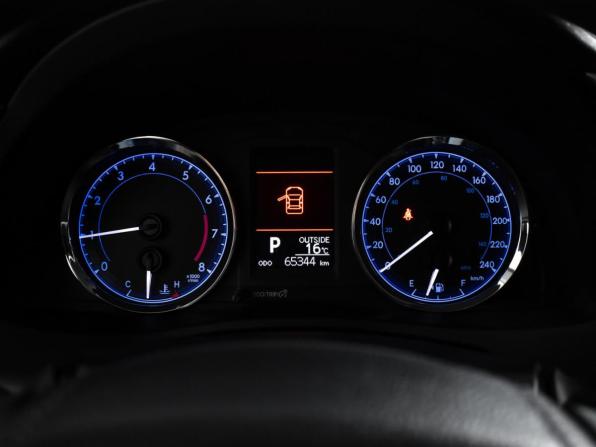 Toyota Corolla XI (E160 E170 E180) Рестайлинг 1 с пробегом 2019 года, цена 1 750 000 рублей, 65343 км, седан, Автокод Объявления