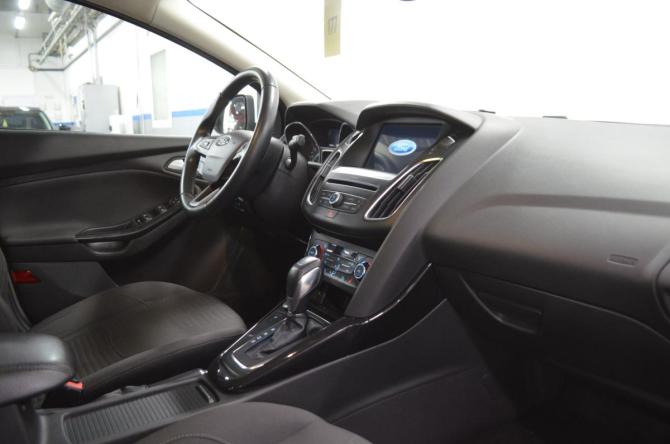 Ford Focus III Рестайлинг с пробегом 2017 года, цена 1 320 000 рублей, 57000 км, седан, Автокод Объявления
