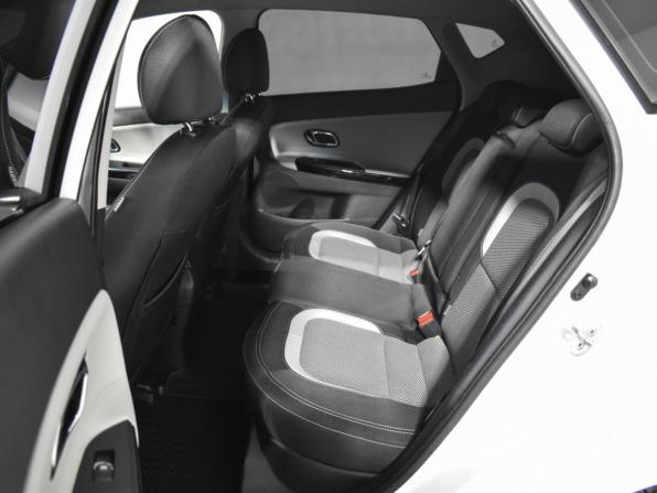 Kia Ceed II Рестайлинг с пробегом 2018 года, цена 1 350 000 рублей, 119360 км, хэтчбек, Автокод Объявления