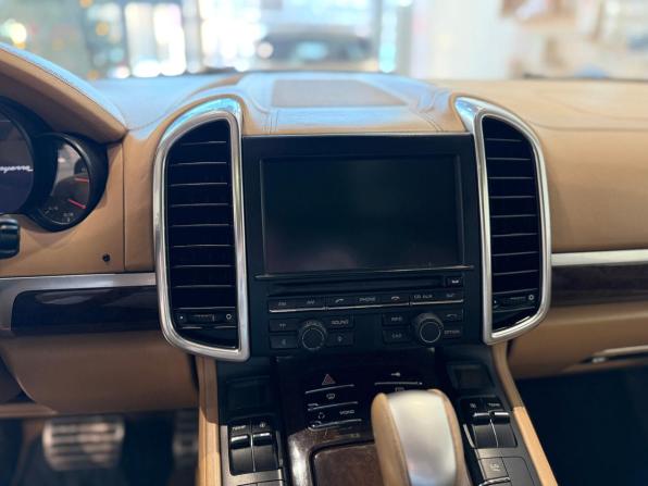 Porsche Cayenne II (958) с пробегом 2011 года, цена 2 340 000 рублей, 189000 км, внедорожник, Автокод Объявления