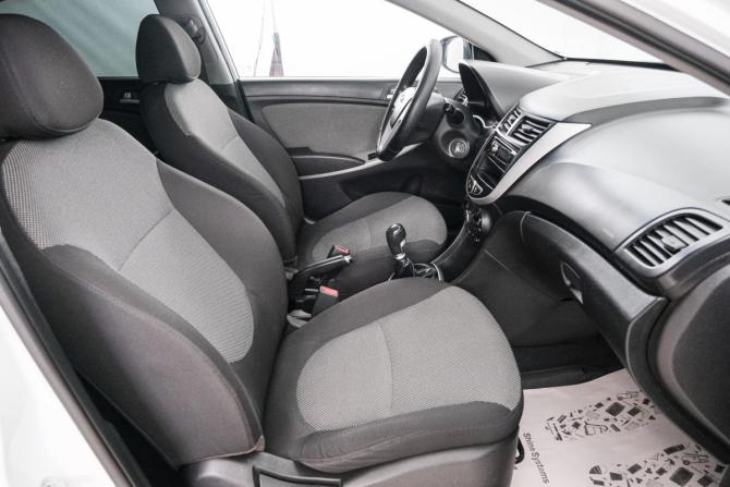 Hyundai Solaris I с пробегом 2011 года, цена 699 000 рублей, 207300 км, седан, Автокод Объявления