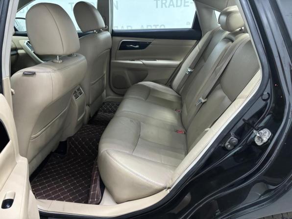 Nissan Teana III с пробегом 2017 года, цена 1 300 000 рублей, 50000 км, седан, Автокод Объявления