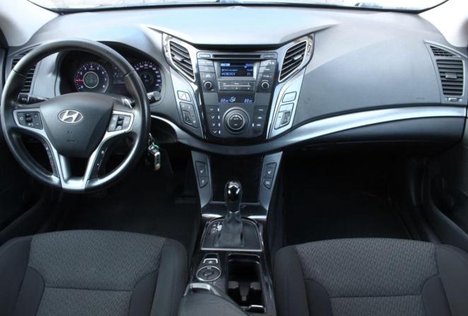 Hyundai i40 I Рестайлинг с пробегом 2016 года, цена 1 300 000 рублей, 125444 км, седан, Автокод Объявления