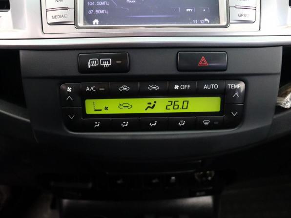 Toyota Hilux VII Рестайлинг с пробегом 2015 года, цена 2 657 000 рублей, 232300 км, пикап, Автокод Объявления