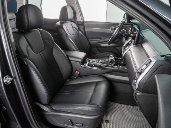 Kia Sorento IV с пробегом 2021 года, цена 3 745 000 рублей, 89882 км, внедорожник, Автокод Объявления