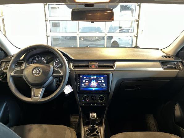Skoda Rapid I с пробегом 2014 года, цена 597 000 рублей, 317295 км, лифтбек, Автокод Объявления