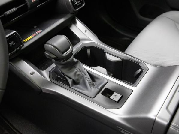 Toyota RAV4 VI (XA60) с пробегом 2026 года, цена 4 400 000 рублей, 1 км, внедорожник, Автокод Объявления