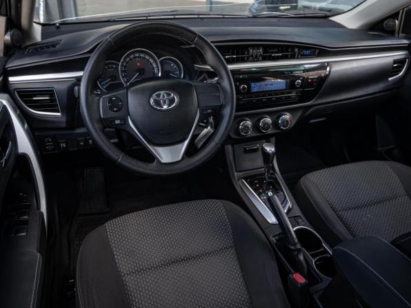 Toyota Corolla XI (E160 E170 E180) с пробегом 2013 года, цена 1 335 000 рублей, 133604 км, седан, Автокод Объявления