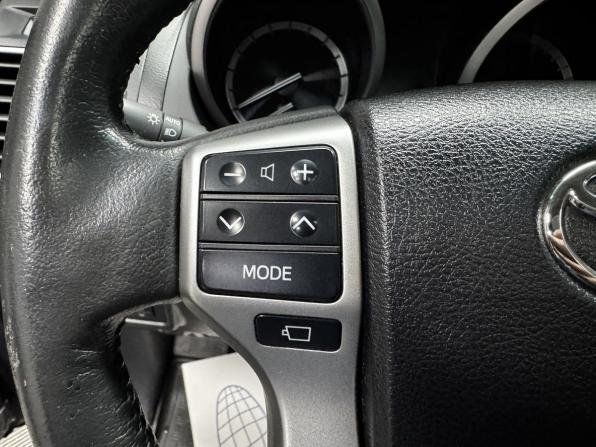 Toyota Land Cruiser Prado 150 Series Рестайлинг 1 с пробегом 2016 года, цена 4 550 000 рублей, 135823 км, внедорожник, Автокод Объявления